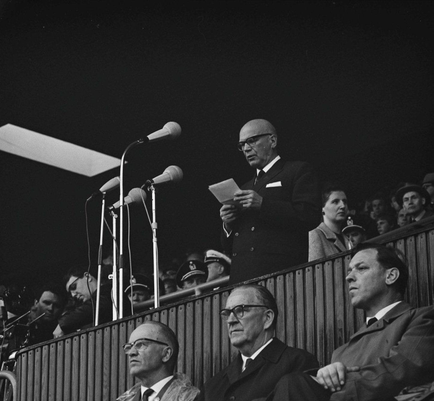 President Urho Kekkonen holding a speech at a stadium, 1966