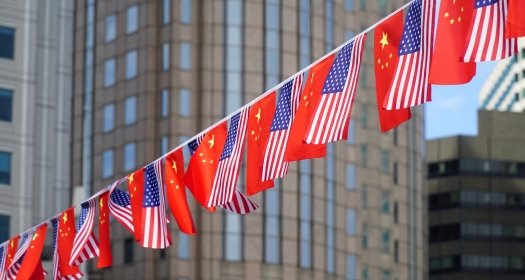 US and Chinese flags