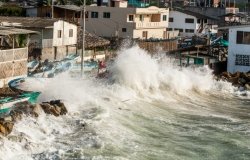  High-tides and sea-level rise on the coast of San Jacinto, Manabi, Ecuador.